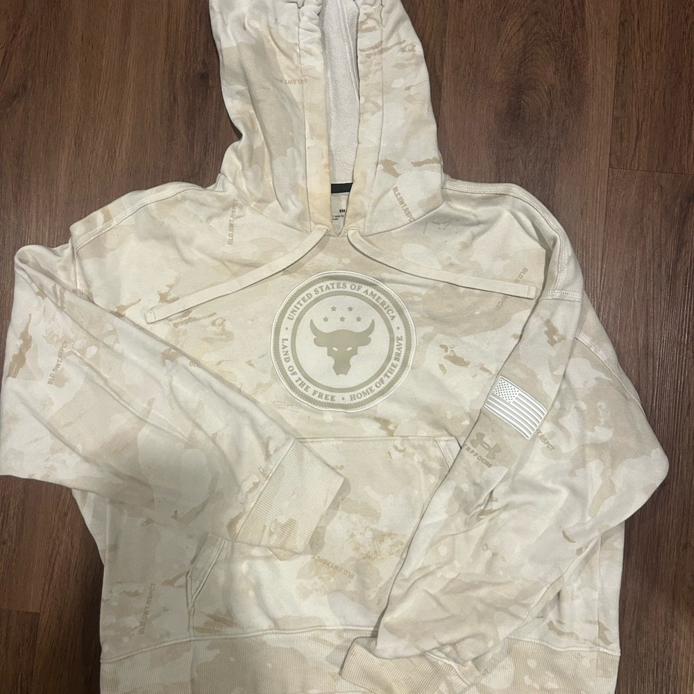 Under Armour Cream Hoodie with Logo